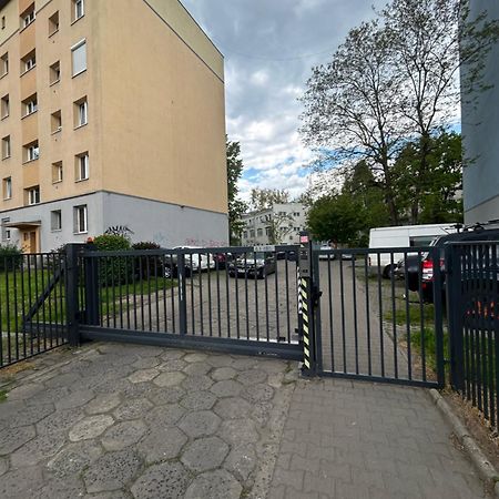 Apartament Na Dworcowej Centrum Parking Gratis Wroclaw Luaran gambar
