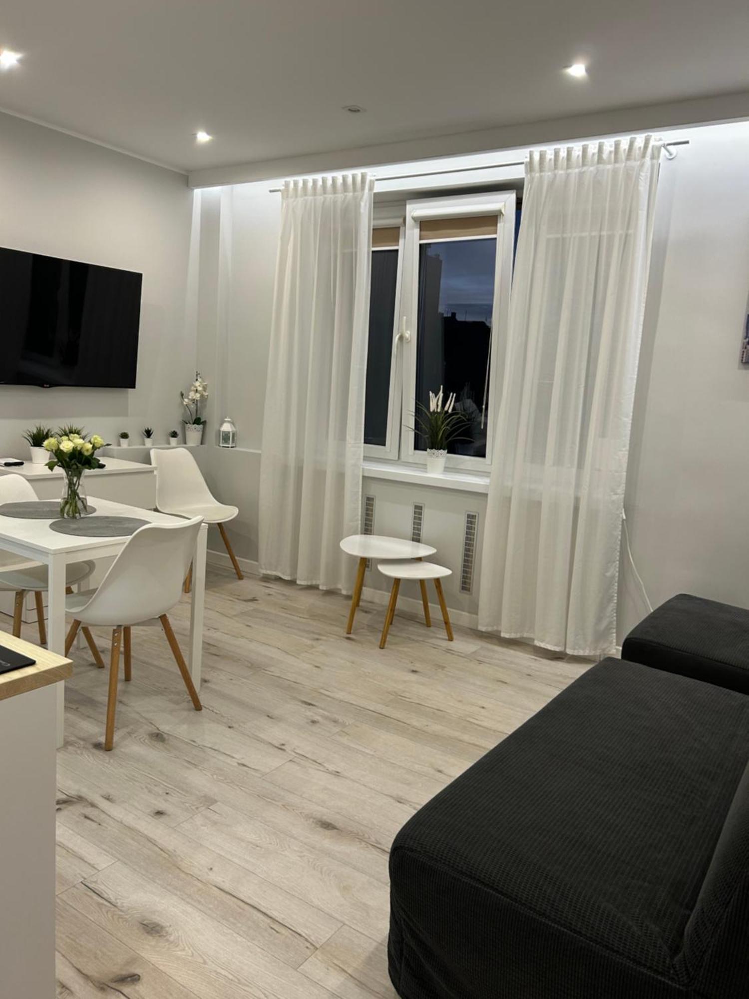 Apartament Na Dworcowej Centrum Parking Gratis Wroclaw Luaran gambar